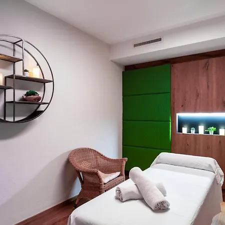 泽费尔德百乐酒店 4*