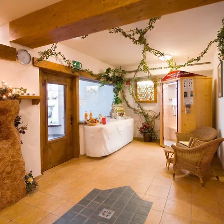 Parkhotel Seefeld 4*