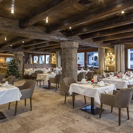 Parkhotel Seefeld 4*