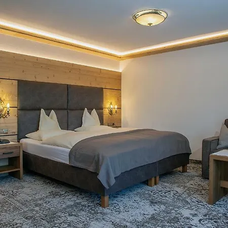 Parkhotel Seefeld Hotel 4*