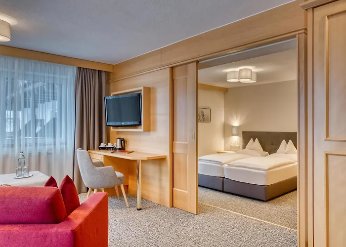 Parkhotel Seefeld 호텔