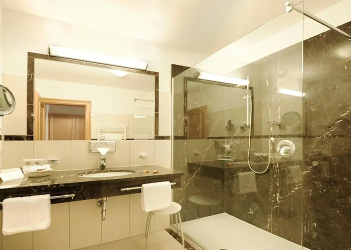 Parkhotel Seefeld Hotel