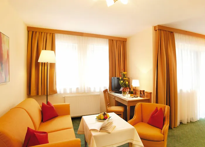 Parkhotel Seefeld 호텔