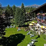 מלון Parkhotel Seefeld 4*