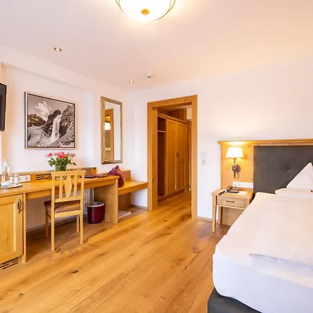Отель Parkhotel Seefeld Зеефельд в Тироле