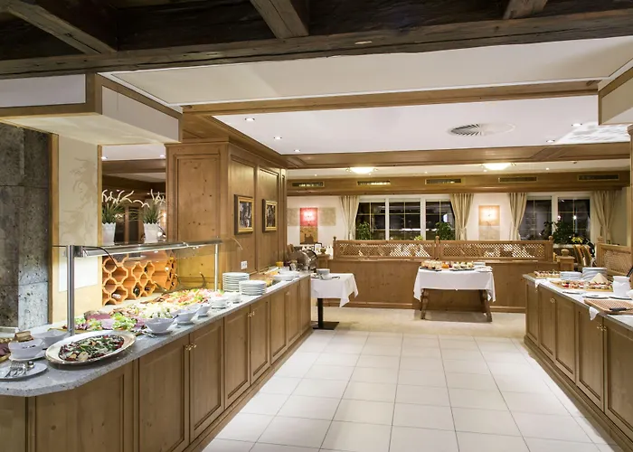 Parkhotel Seefeld Szálloda 4*